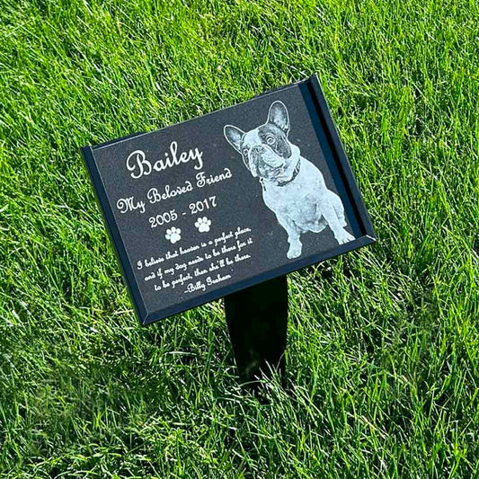 Honoring Your Beloved Pet – The Power of a Personalized Memorial