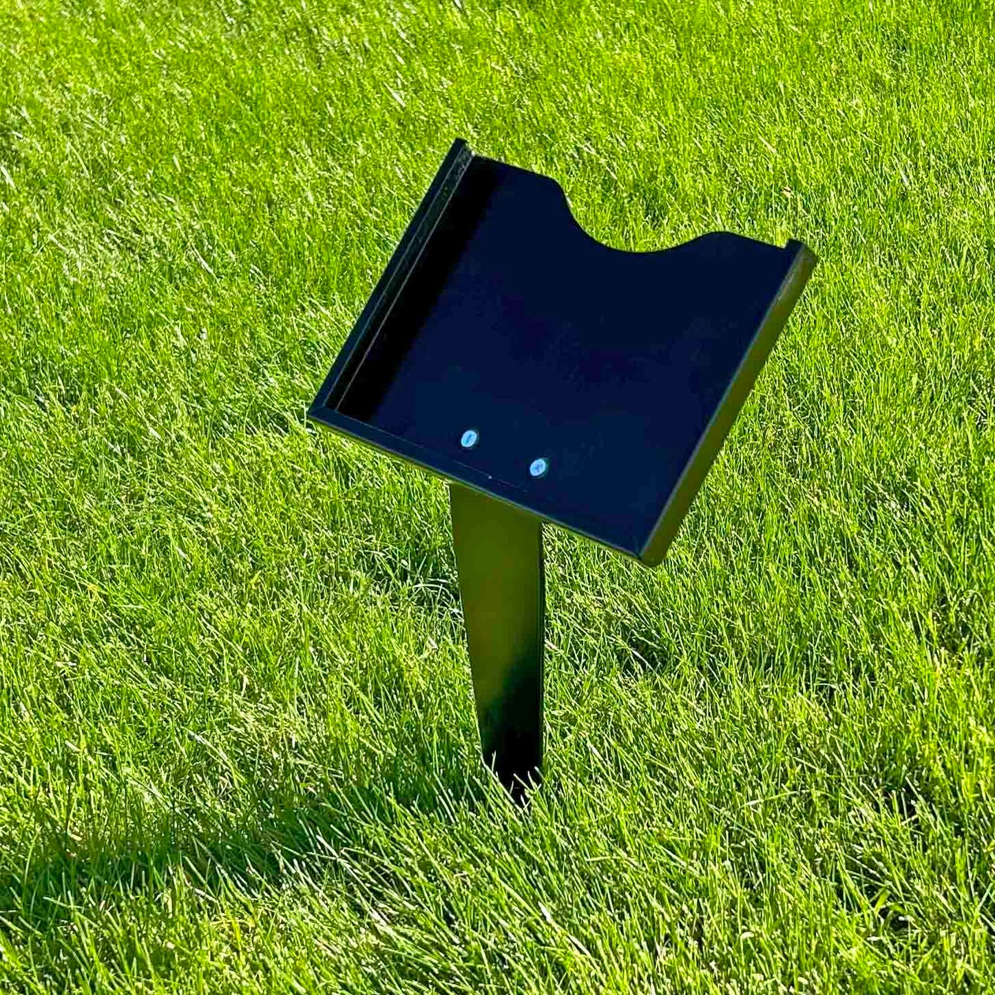 Metal Garden Stake for 5x7 Memorial Plaque in grass